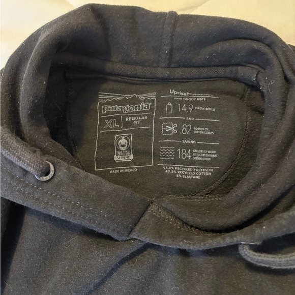Patagonia Uprisal Hoody in black XL. Unisex. Excellent condition - Picture 3 of 5